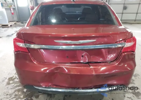 2014 Chry 200 Limited Limited из США, поврежденный, VIN 1C3CCBCG1EN151923